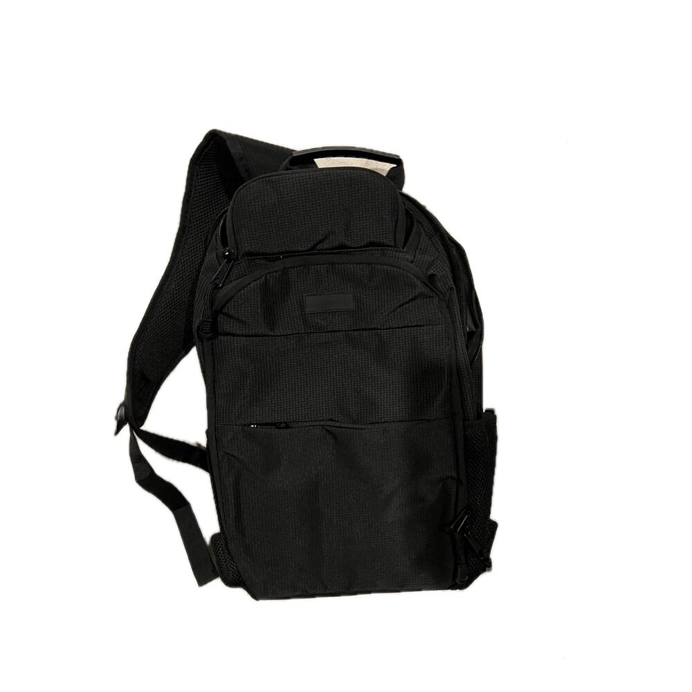 Eastsport Unisex 17" Aurora Core Backpack, Black Pattern